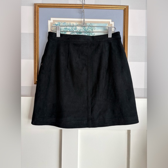 Abercrombie & Fitch Black Button-Front Mini Skirt Size Small - Picture 2 of 7